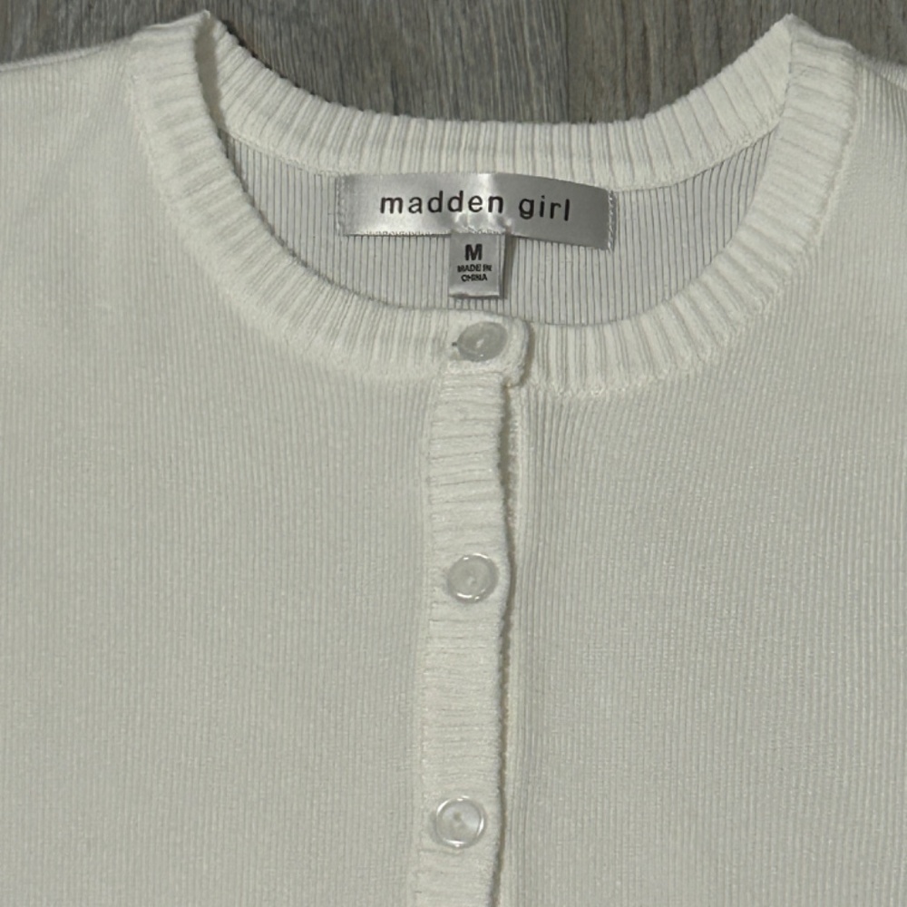 NWOT! Women's Madden Girl White Knit Sweater Vest - MEDIUM - Picture 5 of 9